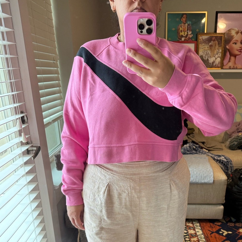 Nike Pink Boxy Cropped Sweatshirt with Nike Swoosh